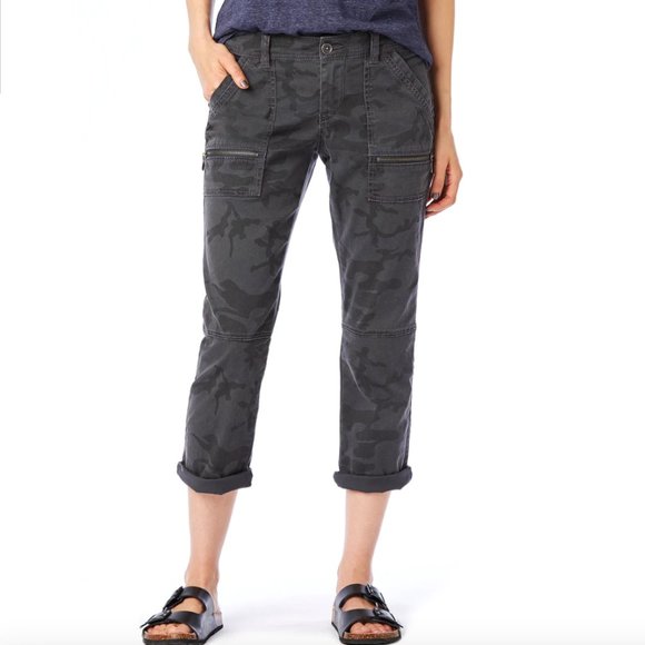 UNIONBAY Pants & Jumpsuits Union Bay Norma Crop Cargo Pant In